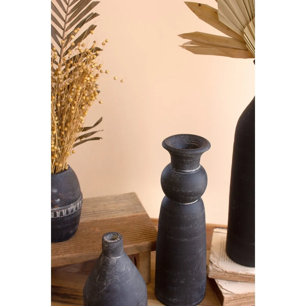 Kalalou - SET OF FIVE MODERN BLACK CLAY VASES - H4126