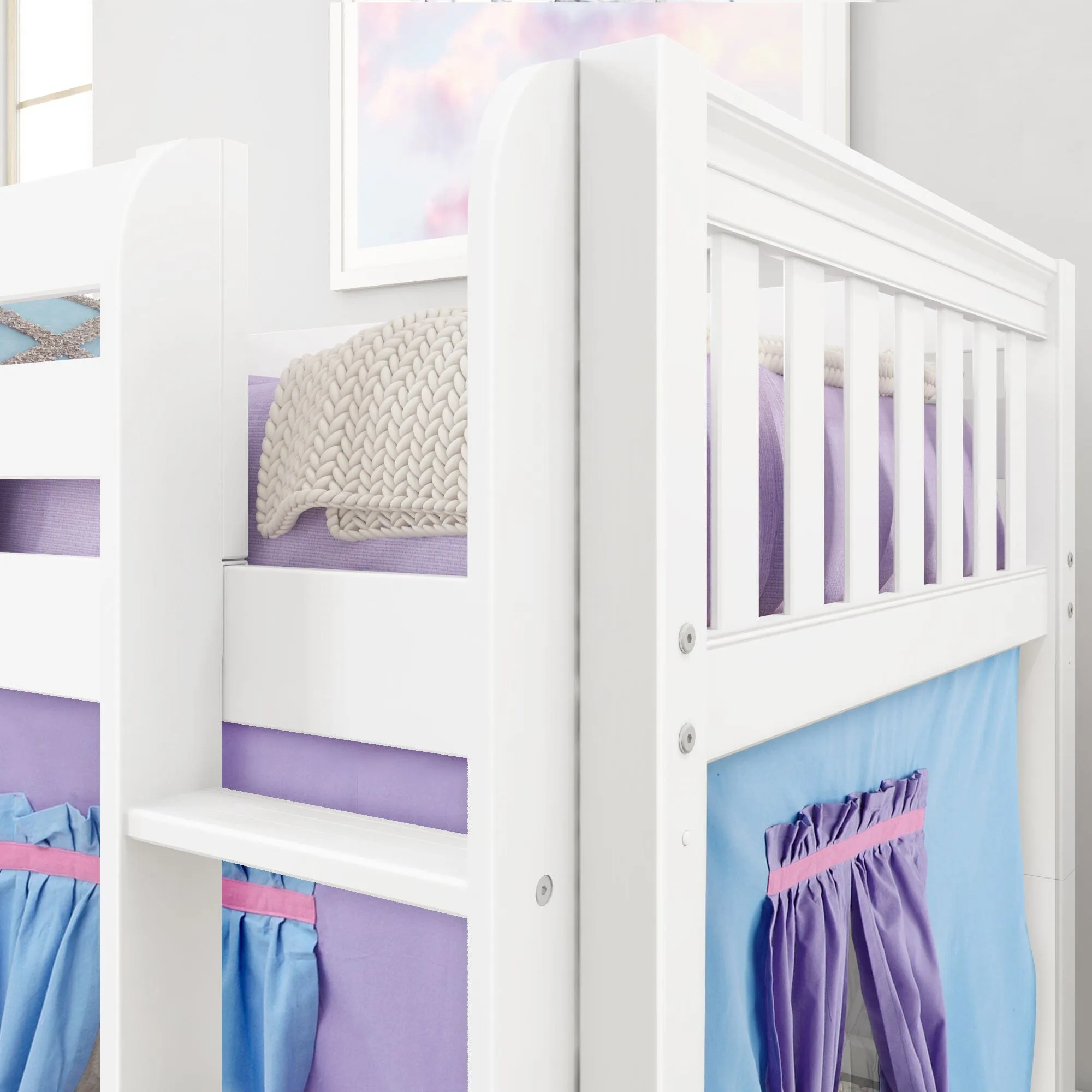 Twin Low Loft Bed with Straight Ladder and Underbed Curtain